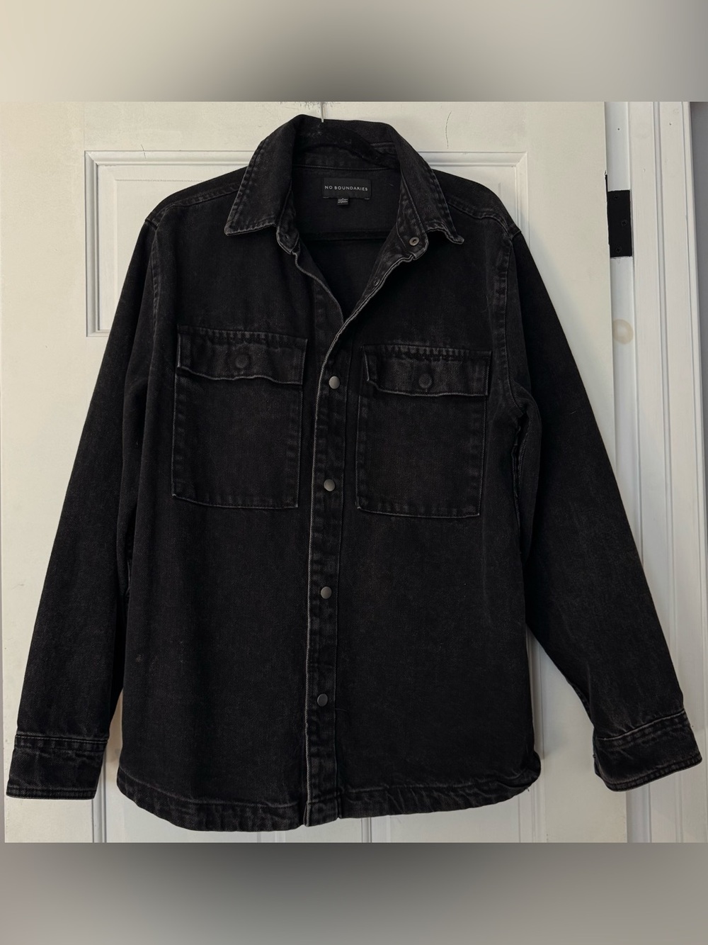No Boundaries Men's Black Button-Front Shirt Jacket